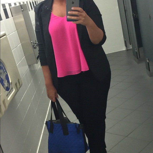 Meet your Posher, Mandi - Picture 3 of 5